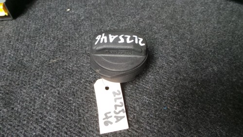 2L25A46 * VW Polo PO Tankdeckel Verschluss Kappe Tank    1J0201553AD