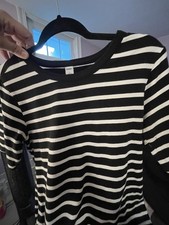 Old Navy Womens Black/White Striped T-Shirt d...