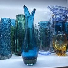 Whitefriars Kingfisher Blue Beak Vase 9556