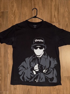 Eazy E Men's T-Shirt Size Large Eazy Duz It Rap Hip Hop Short Sleeve Crew Neck