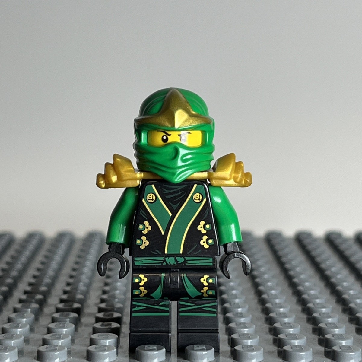 LEGO Lloyd ZX Minifigure - NINJAGO - Final Battle (njo0070) - 2M