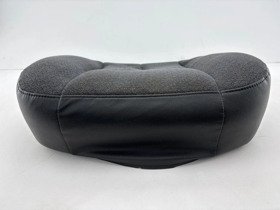 Cojín inferior delantero derecho Chevrolet Silverado 1500 2003-2007 OEM Foto 4 de 4