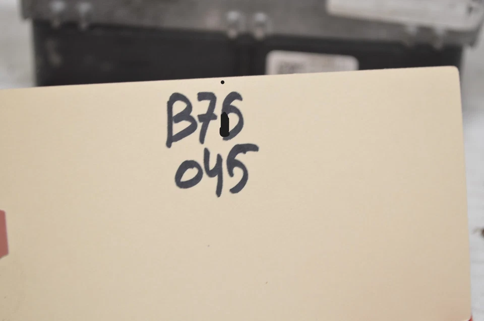 Блок управления двигателем 2014 2015 Hyundai Tucson 39136-2GBD0 ECM B76 045 - Изображение 4 из 4