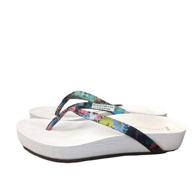 Revitalign Sandy White Flip Flop Sandals Size 7 M
