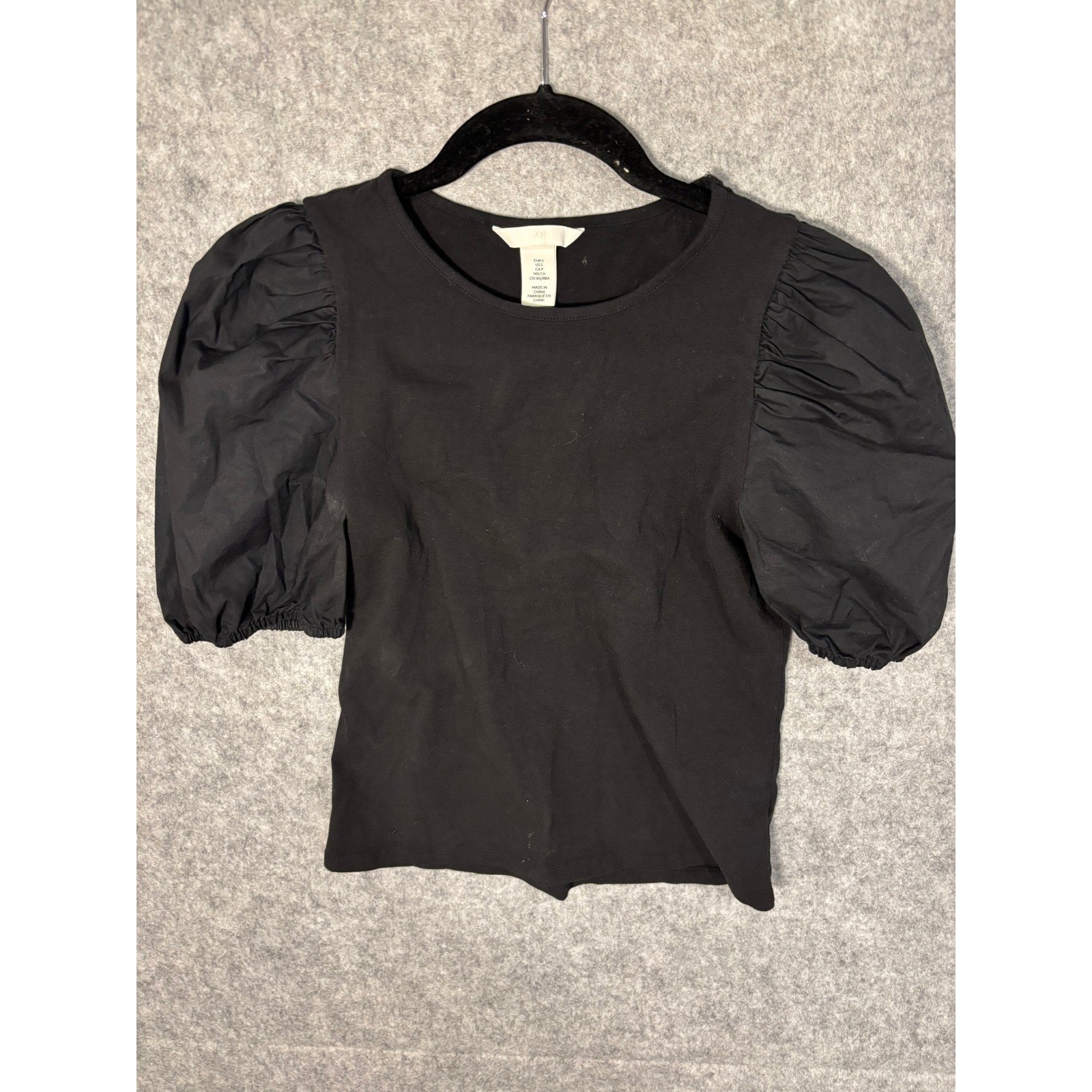 H&M Black Puff Sleeve Top Blouse Womens Size S Short Sleeve SMALL