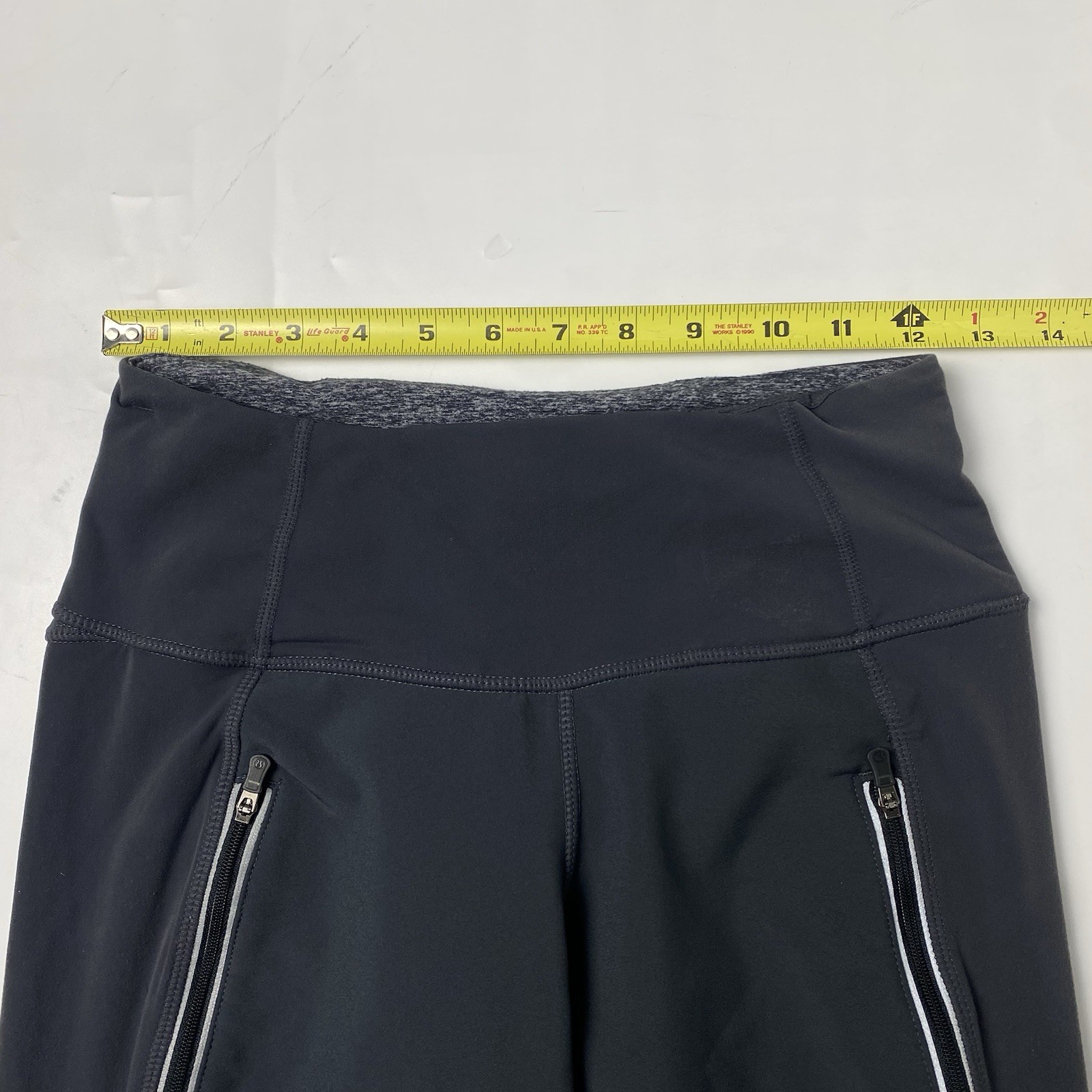 LULULEMON Gray Run Free Softshell Tech Fleece Cin… - image 2