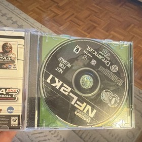 SEGA Sports Dreamcast NFL 2K1 Multiplayer Online Franchise Mode E Rated