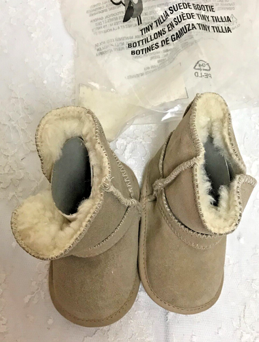 Botas de Gamuza Avon Tiny Tillia Talla 18-24 Meses Nuevas en Paquete Retiradas - Imagen 1 de 5