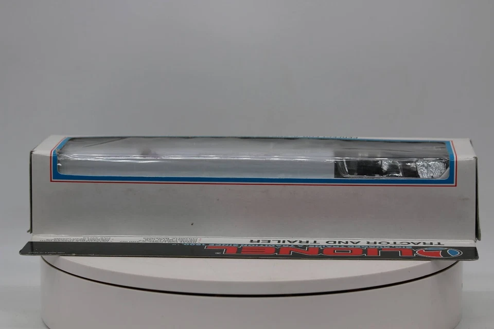 LIONEL DIE-CAST TRACTOR MONON TRAILER 6-12783 - Image 2 of 4