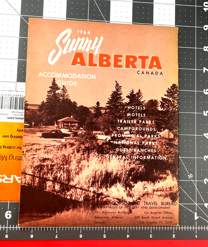 Sunny Alberta 1964 Travel Bureau List of attractions, Parks, Motels, Hotels jl - Picture 3 of 3