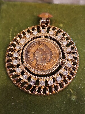 ★VINTAGE HOLLYWOOD★ Round Coin Necklace Old World Angel Coin Necklace – Funky Trunk Vintage Designs