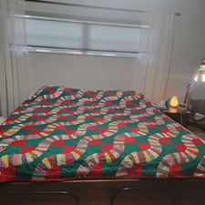 Vintage Quilt 85 Yrs old. hand made in Hazard KY. 85 72