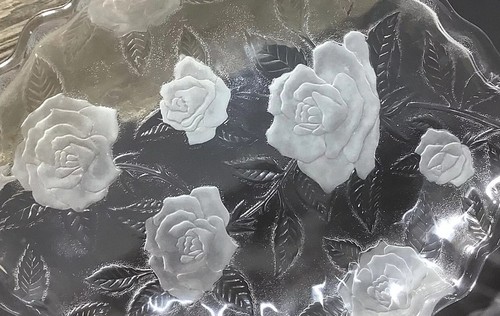 Vintage Crystal Frosted Satin Rose Serving Platter 34cm Handcrafted Floral Plate - Picture 2 of 16