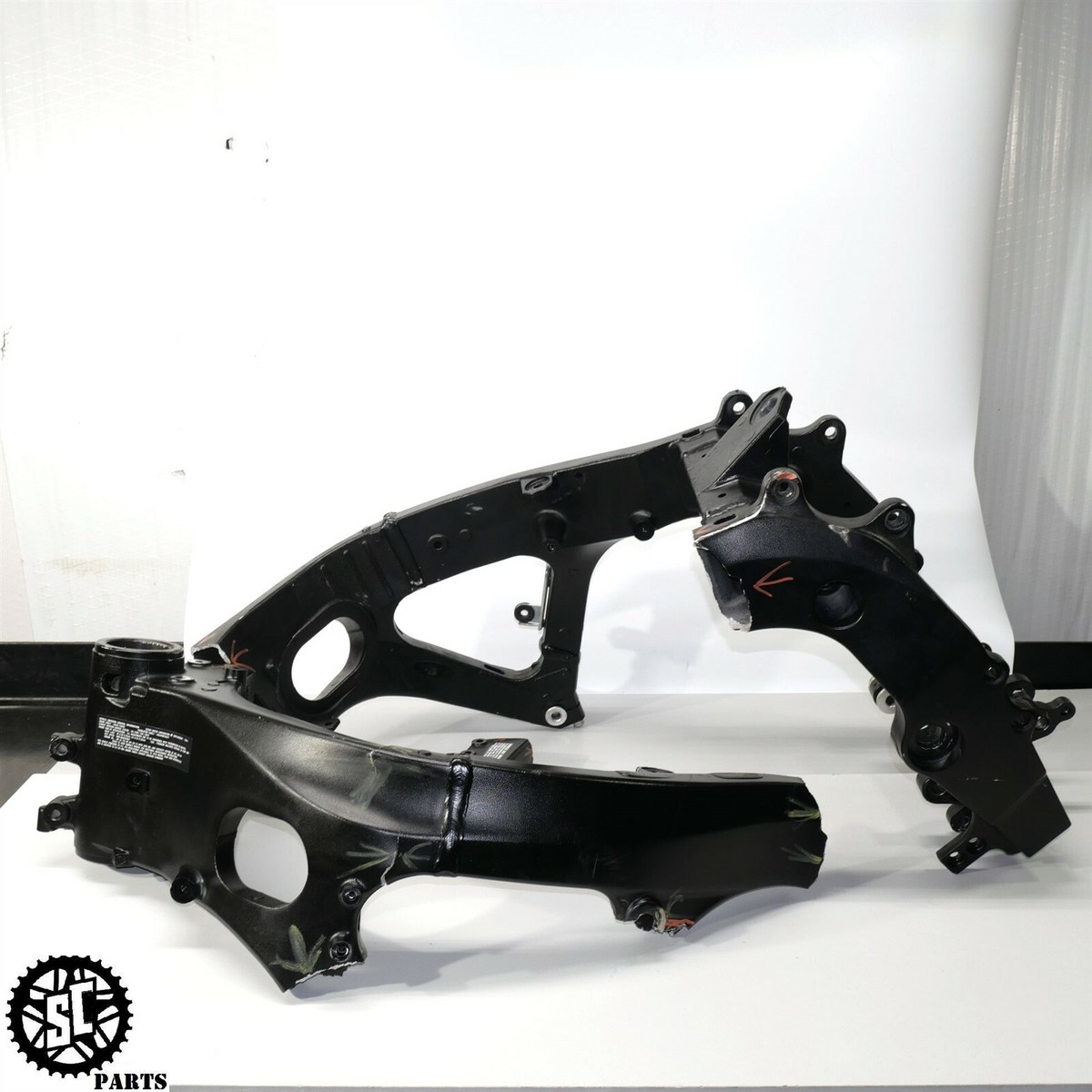 2011-2021 SUZUKI GSXR 600 750 MAIN FRAME CHASSIS NON REP | eBay
