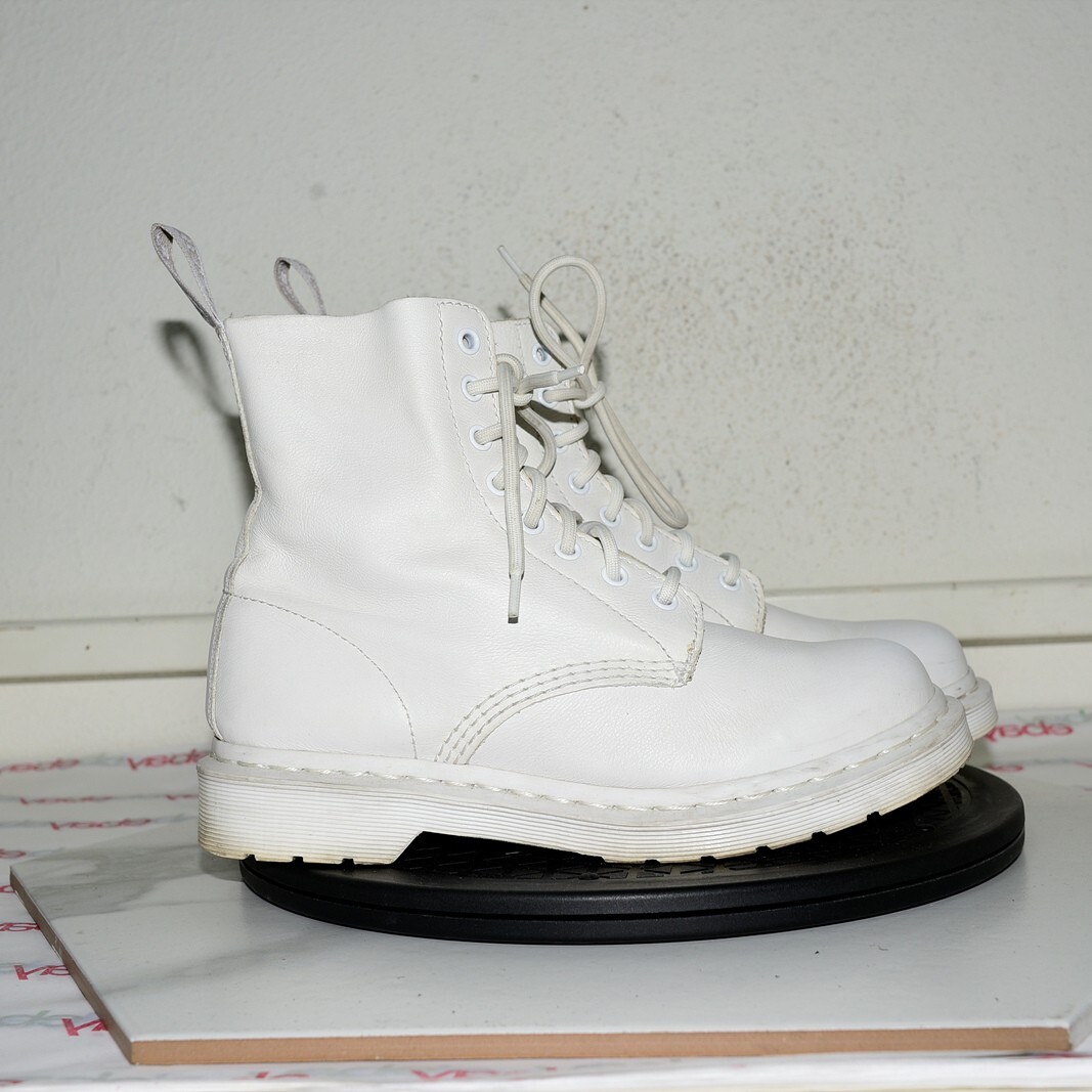Dr Martens 1460 Pascal Mono White Dr Martens 1460 Pascal MONO All