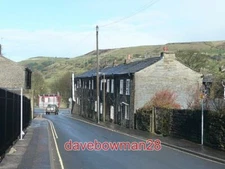 PHOTO  CLUB LANE OVENDEN A ONE-WAY STREET OFF KEIGHLEY ROAD. 2009