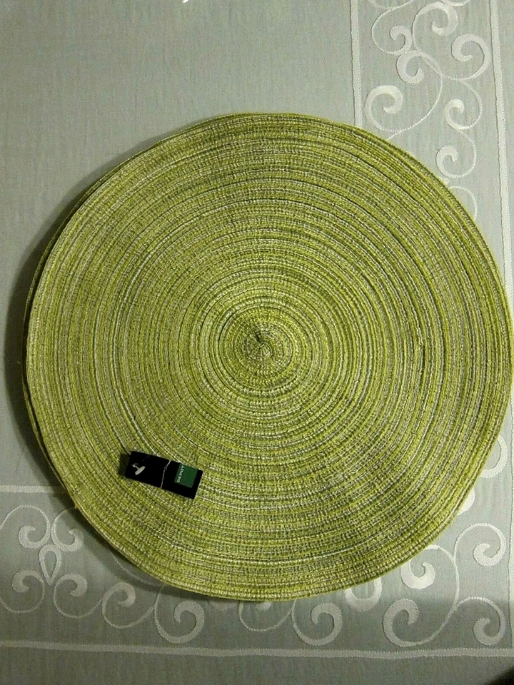 DEPOT 6 Stck. Tischsets " Bambus" 40 cm rund Textil geflochten grasgrün