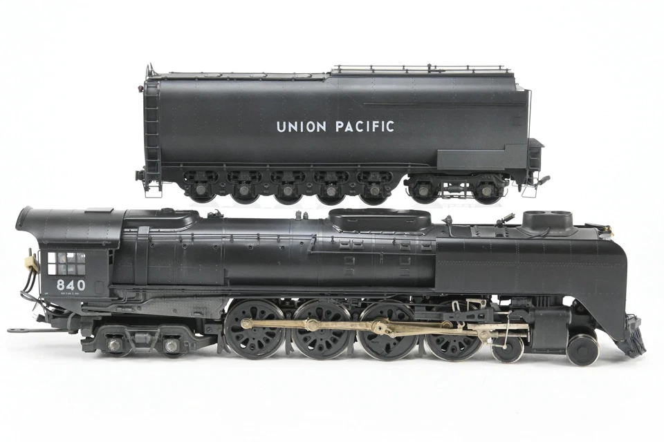 O Latón EE. UU. Hobbies UP Union Pacific FEF-3 4-8-4 Personalizado Pintado No. 840 REBOXX Foto 2 de 4
