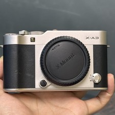 95% New Fujifilm Fuji X-A3 XA3 24.2MP Mirrorless Digital Camera Silver Body
