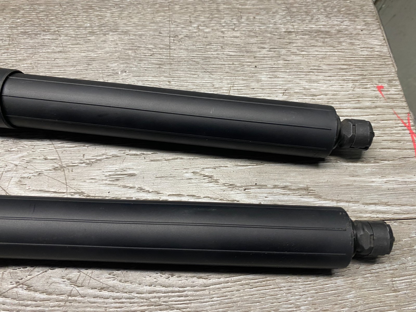 Maserati Levante 2017-2024 Rear Strut assemblies Set