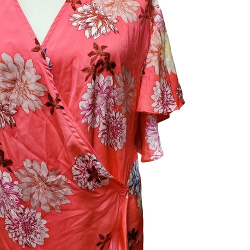 NWT BB Dakota Women's Kristen Floral Mini Wrap Dress Size M Bright Pink Ruffle - Picture 7 of 10