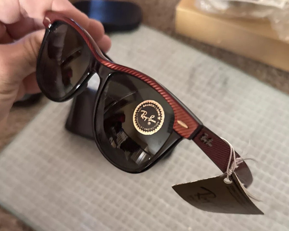 NEW VINTAGE RAY BAN WAYFARER II Red / Black W/ Tag BAUSCH NEW VINTAGE RAY BAN WAYFARER II Red / Black W/ Tag BAUSCH