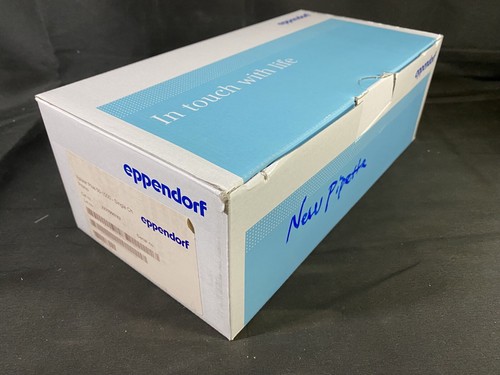 EPPENDORF 50-1000μL Xplorer Plus Single-Channel Digital Pipette 4861000732(1/cs) - Picture 2 of 3