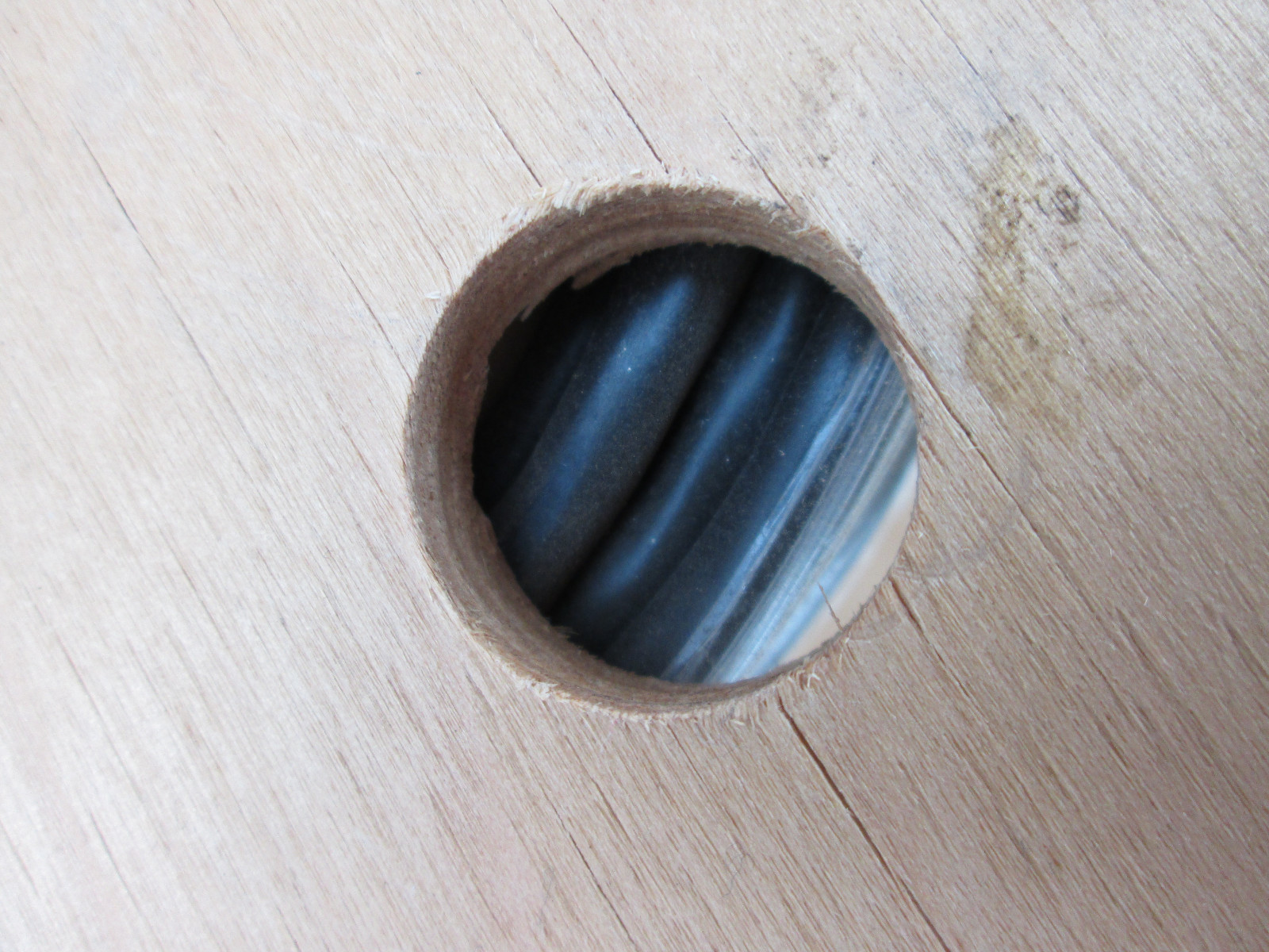 HWC 200 Feet Of 3 Wire 16AWG 1PR Shield Vinyl Nylon Tray Cable Part No 1118A CS2