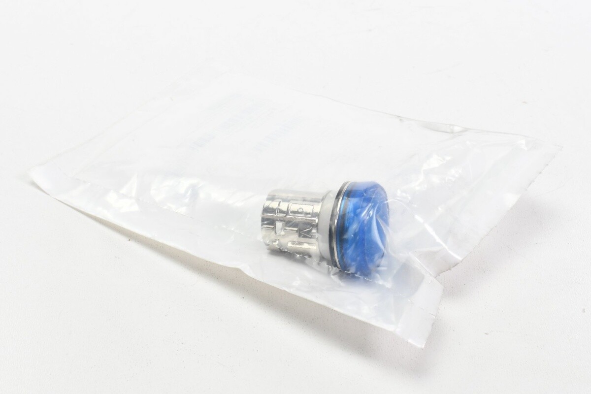 SIEMENS 3SU1051-6AA50-0AA0, Indicator light blue, E01 - NEW