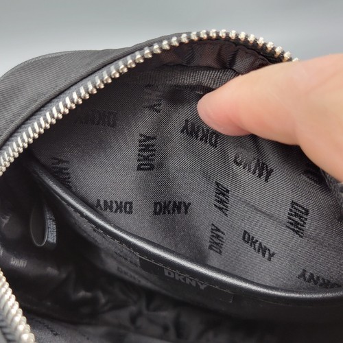DKNY GIGI DZ COSSBODY Bag Double Zip Purse Handbag Black Travel Concert Flight - Picture 6 of 9