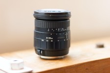 Sigma 28-200mm Canon EF/EF-S f/3.8-5.6 UC Aspherical Lens / Manual Focus Only