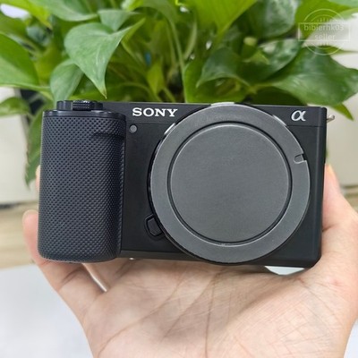 Sony ZV-E10 24.2MP 4K Video Mirrorless Camera Body with Accessories