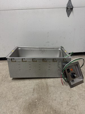 Vollrath 36359 20'' X 13  X 7.88  Electric Drop-In Hot Food Well Unit 1000w