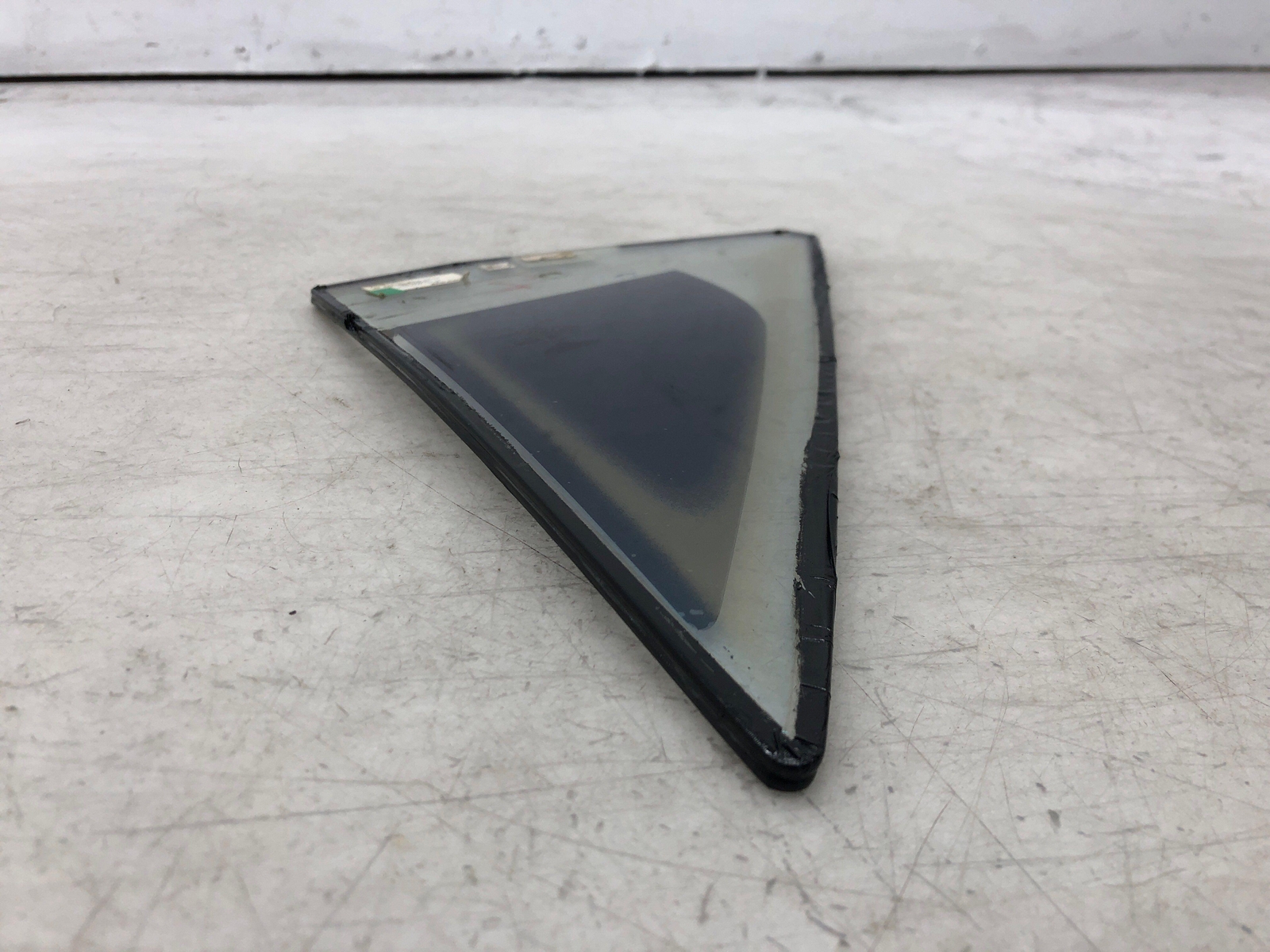 2006-2012 BENTLEY CONTINENTAL FRONT LEFT QUARTER FIXED VENT WINDOW 3W5845115E