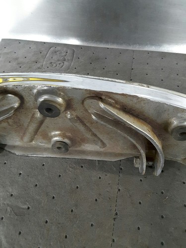 1990 Harley Davidson Electra Glide Front Foot Rests Pair Left Right - Picture 3 of 4