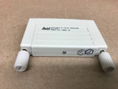 External SCSI LVD320/SE 68  PIN Multi-mode Terminator with Status LED