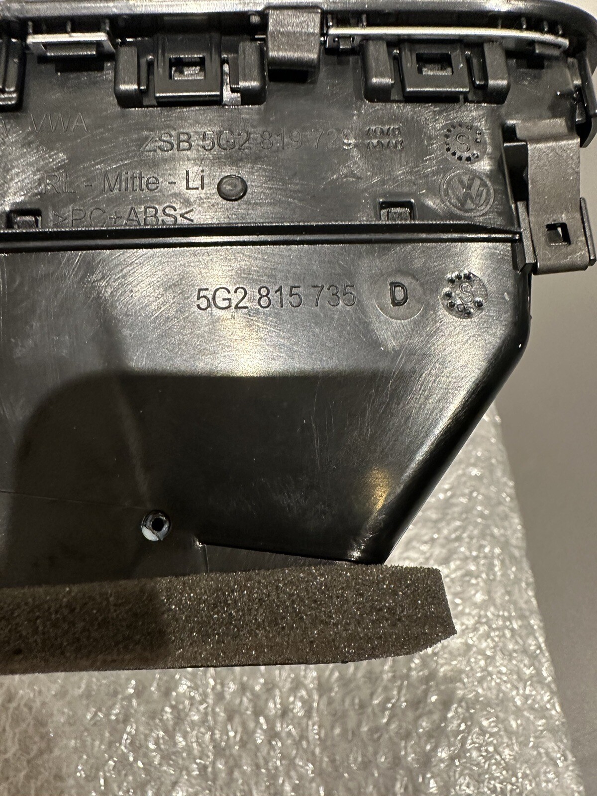 VW Volkswagen Golf Mk7 Middle Dashboard Air Vents 5G2815735 for  