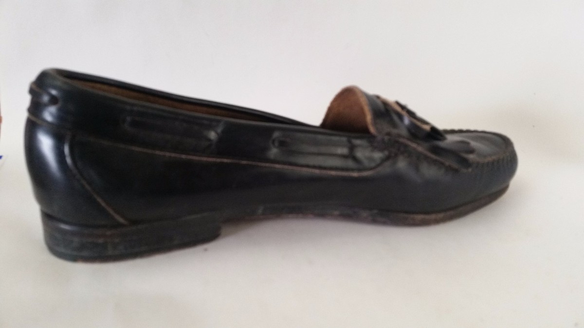 COLE HAAN Black Leather Bow Tassel Kiltie Fringe Loafer  display picture 1