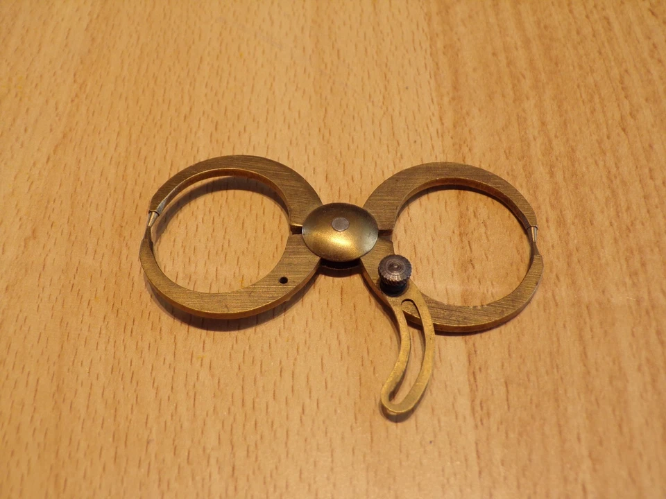 HUIT-CHIFFRE HORLOGER COMPAS D'EPAISSEUR HORLOGERIE OUTILS XIX ème - Photo 2/4