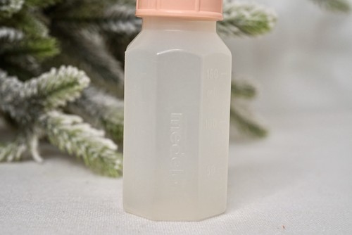 Biberón de plástico transparente vintage Medela 5 oz EE. UU. - Imagen 3 de 8