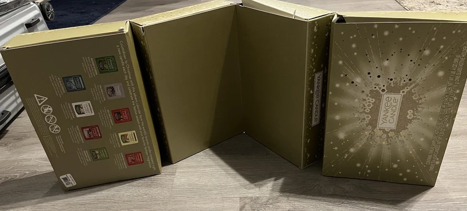 Yankee Candle Countdown Calendar Advent Calendar Book Tea Light/Votive Gift Box - Image 3 of 4