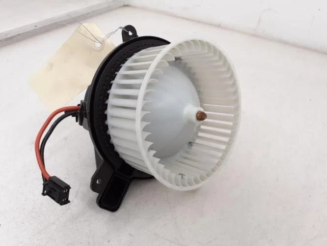 Ventilador de calefacción SEAT IBIZA 5 2Q1820021 - Imagen 2 de 4