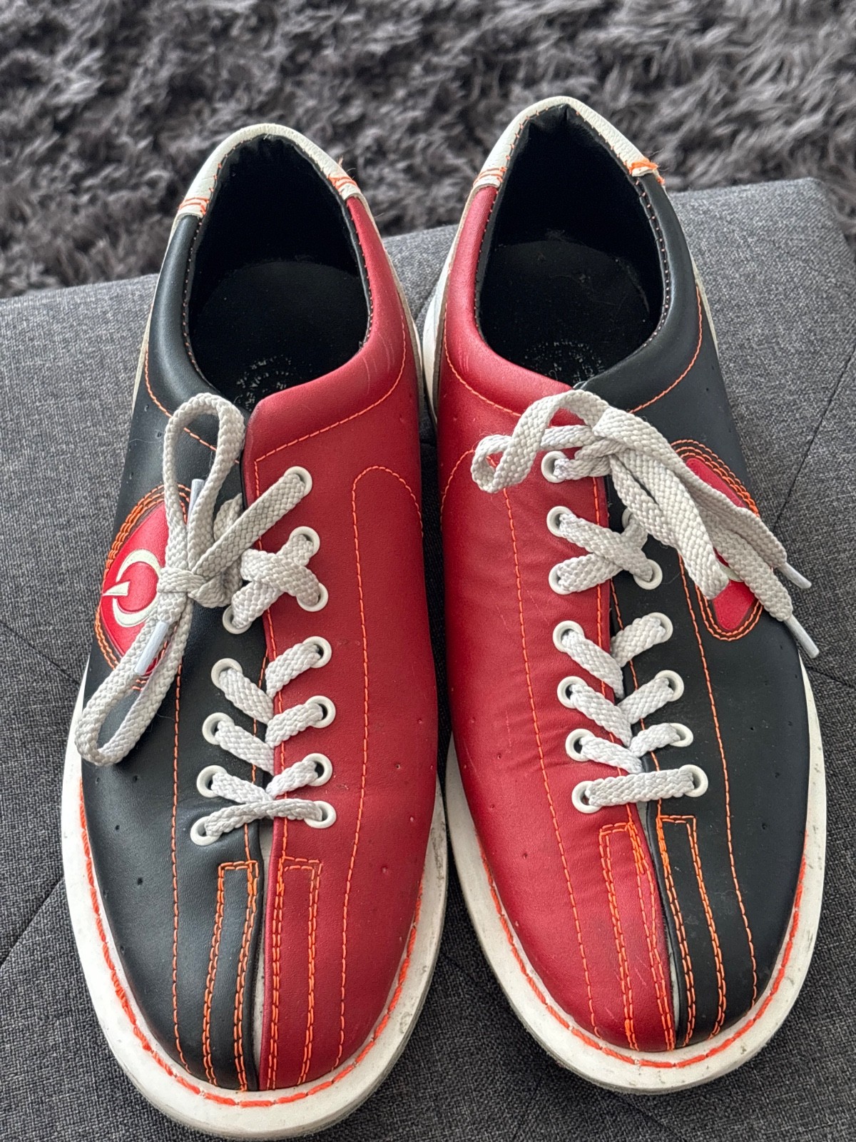 QubicaAMF Premium Red and Black Bowling Shoes