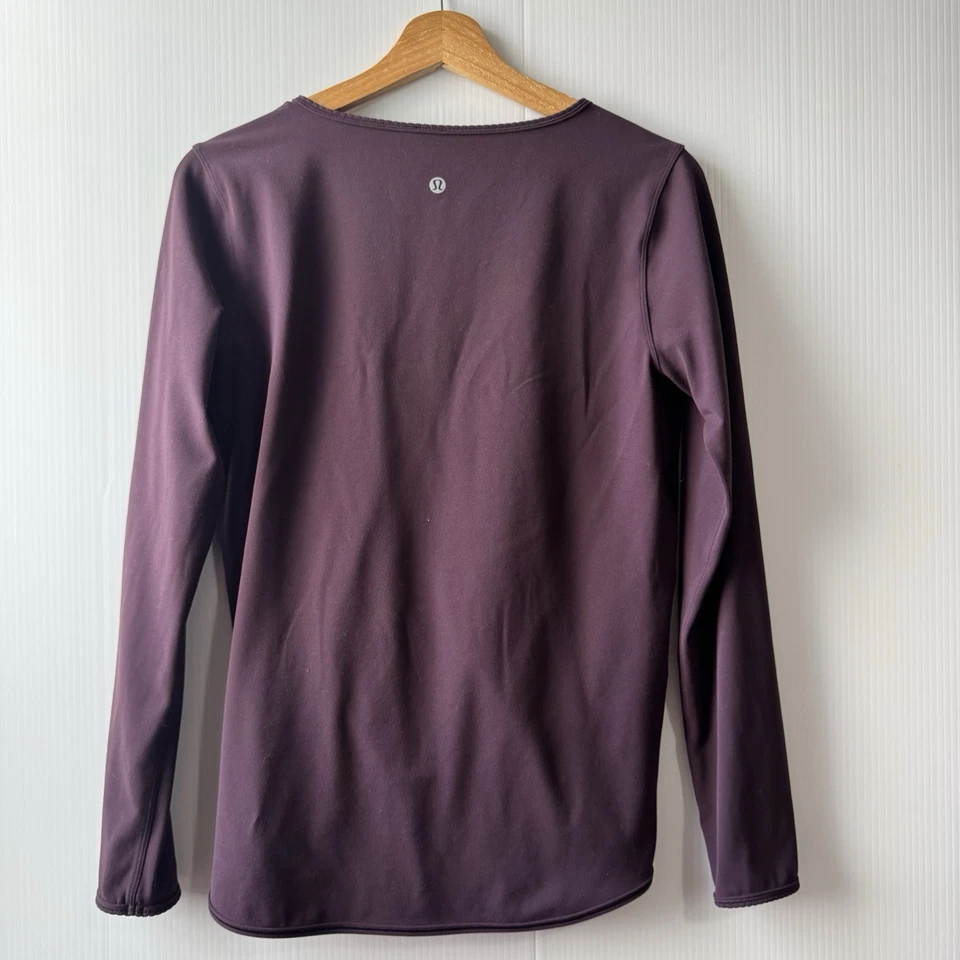 Lululemon Womens Top Purple Freedom Wrap Long Sleeve Deep V Neck Sz 6 Or 8? - Image 2 of 4