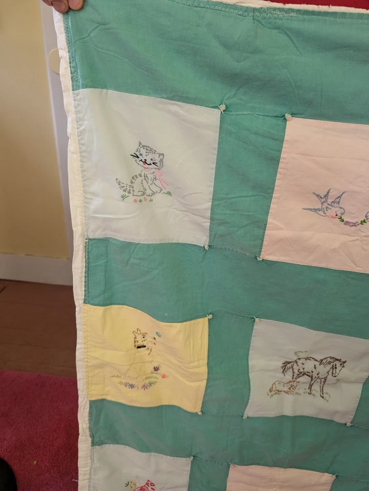 Edredón bebé bordado vintage Foto 2 de 4