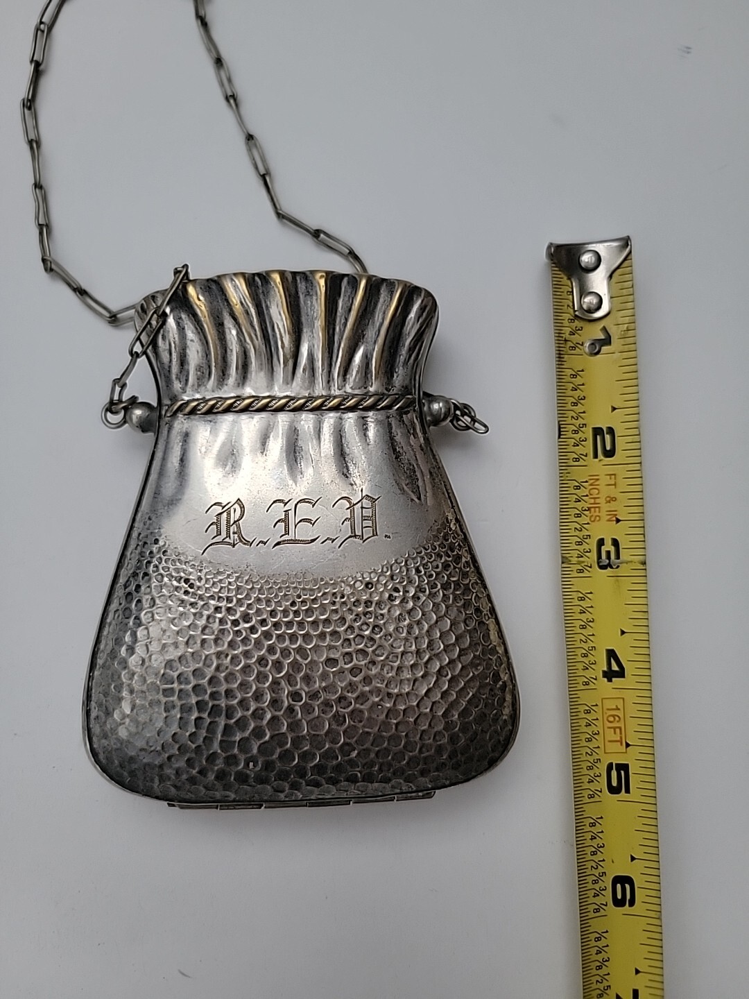 Antique Art Deco English Coin Purse Clamshell Style