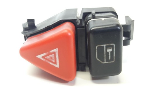 Mercedes- Benz A-Klasė (W168) 1998 Warnblinkschalter A1688201210 GUST11425