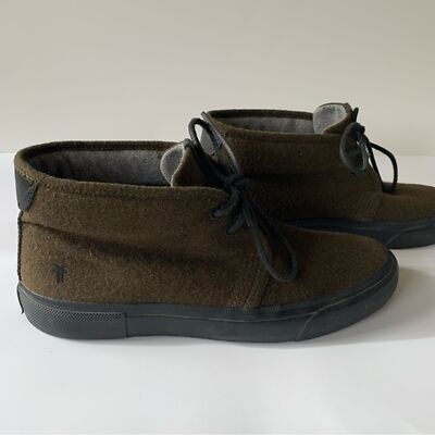Frye Men display picture 1