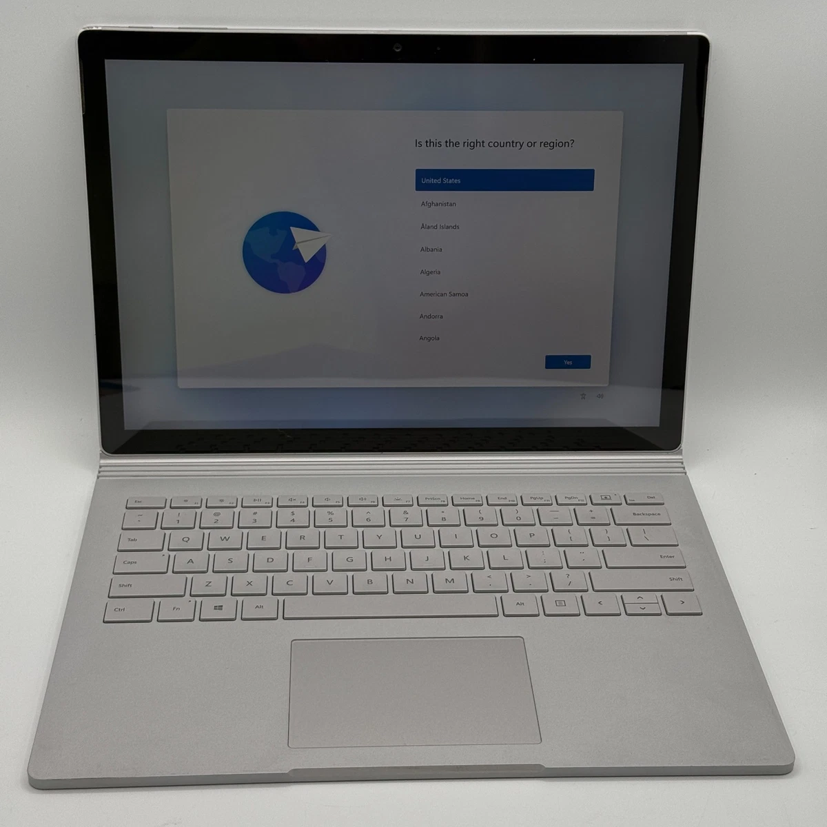 Microsoft Surface Book 2 Intel Core i7 8th Gen. 16 GB RAM PC