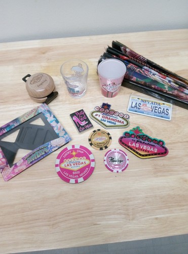 12 Collectable Keepsake Las Vegas Souvenirs Lot.
